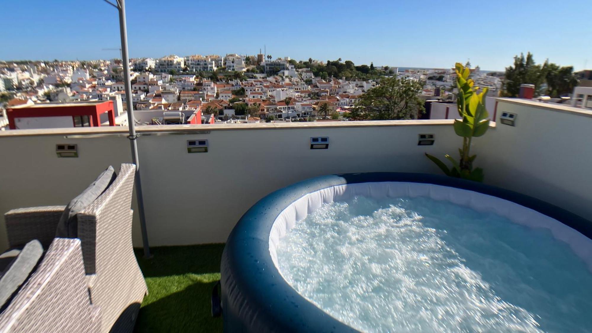 Apartment Beta - 2 Bedrooms, Private Rooftop Patio With Hot Tub, Bbq And View Ferragudo  Exterior foto